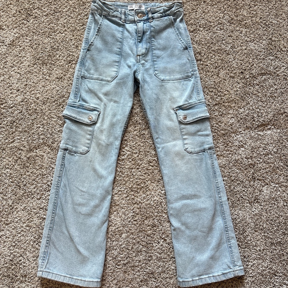 ZARA kid’s size 11-12 cargo jeans. Light wash